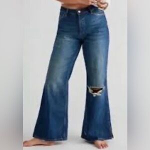 Free People We The Free Crvy Misfit Flare Jeans Size 27